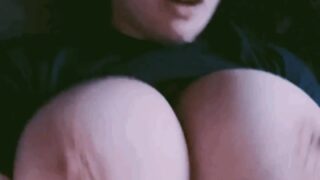 2 sara bustani pussy