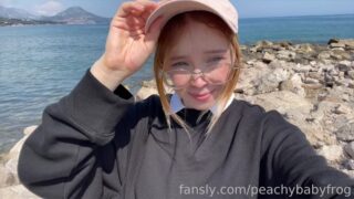 peachybabyfrog onlyfans sextape 12