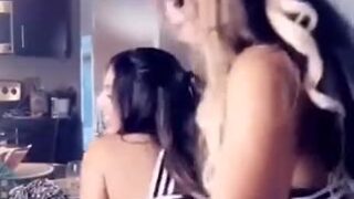 lyna perez nipples leaked