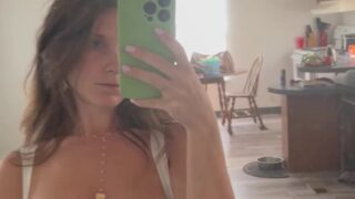 95 fairyjulia onlyfans nude