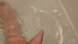 nadine kerastas twerk