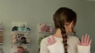 brooke.monk head video