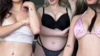Burch Twins Sexy Threesome