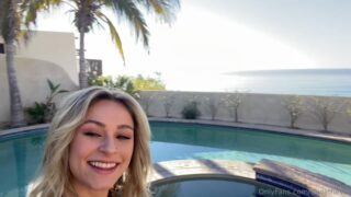 taviathevix Sensual Tease