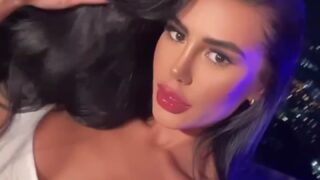 Malejandraq Full Nude Clips