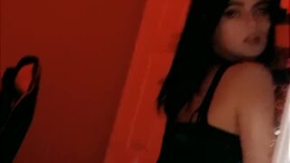 Mary Jane dirty orgasm