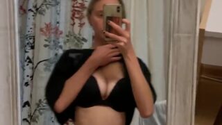 Yourina Sexy Nude Boobs Leaks