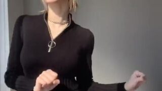 SmashedEly naughty cam reveal