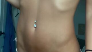 Leaked wet pussy play with Nalafitness on cam