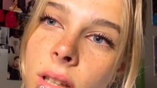 Pussy action with SmashedEly