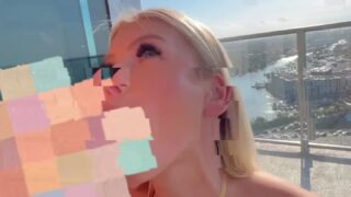 scarlettkissesxo official socials