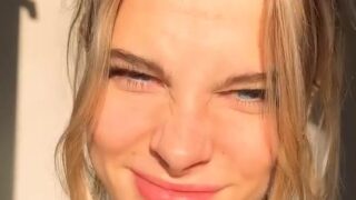 SmashedEly sexy pussy video