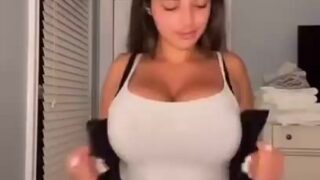 Ambsofficialxo erotic maid foot play