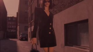 SmashedEly seductive nude show