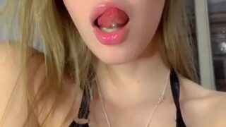 Yuslopez wild strip poker fun