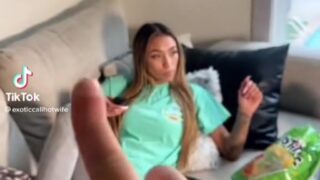 Victoria Lit hot spring adventure nude leak