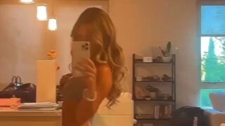 arianna flowers naked