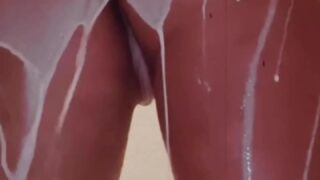 Kayley Gunner latest pool clip