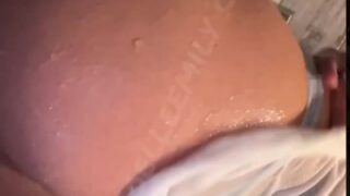 noelle emily bio and nudes