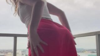 sproutieeee onlyfans blowjob