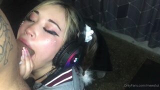 Mewslut footjob video leaked online