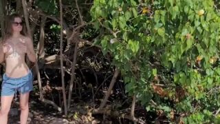 Chloe Wildd full sexy video