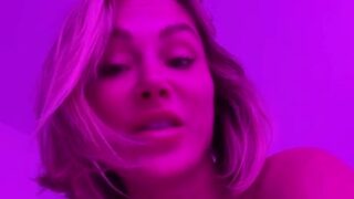 Sara Jean Underwood sexy bedroom photos