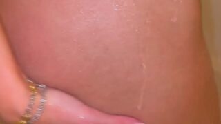 Scarletvas ethnicity and background