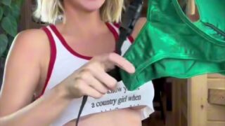 Sara Jean Underwood exclusive sunset selfies