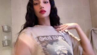 Bratzmon hot nude photos trending online