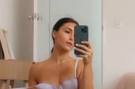 Caryn Beaumont full tits posts