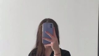 big tits gifs of cutegeekie nude cam exposed