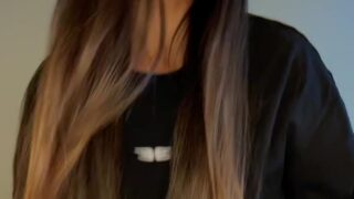 Caryn Beaumont trending sexy updates