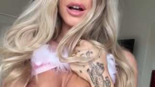 Thedakotalyn tits photos viral on social media