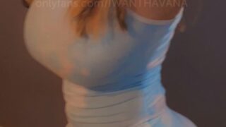 steamy scenes caught Iwanthavana teasing