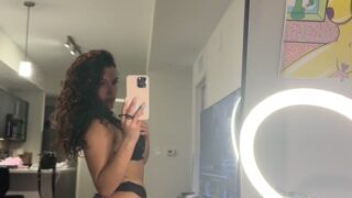 HoesLuvKinz leak swimsuit platform