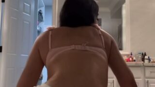 Jailyneojeda onlyfans media community