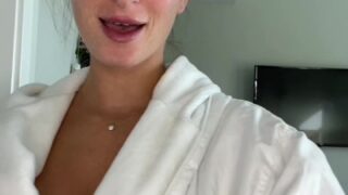 Busty Splatxo pussy leaks trending now