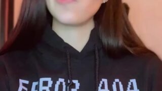 Felicia Vox wild pussy play footage