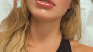 Courtney Tailor onlyfans ass play revealed