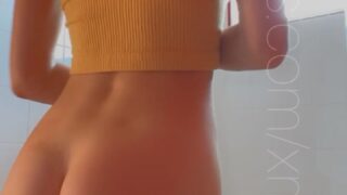 Intimate pussy-focused clips from Xmimirose