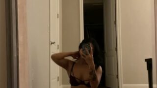 Cattiiieeen strip leaks webcam