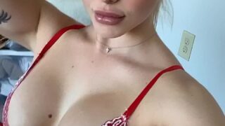 Courtney Tailor nude ass play video