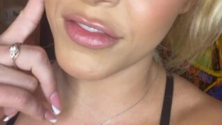 Courtney Tailor hot nude video download