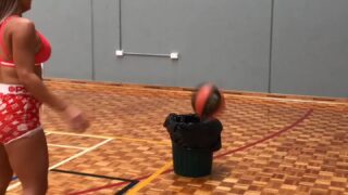 Jem Wolfie naughty close-up video revealed