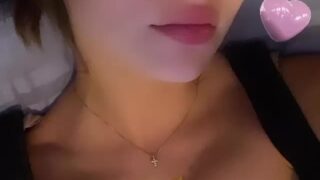 Sensual makeout turns into hardcore raw sex