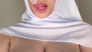 Sahabby ass claps in slow motion anal POV leak