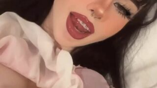 Lara Rose’s tits bouncing while getting pounded