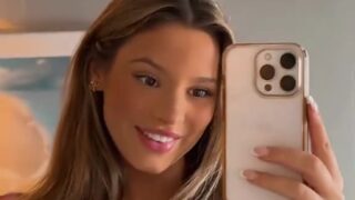 Sydney Smith pussy dripping in leaked finger play session