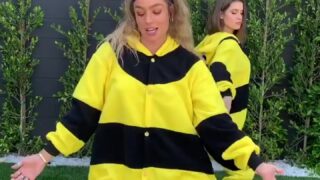 Sommer Ray gets filled